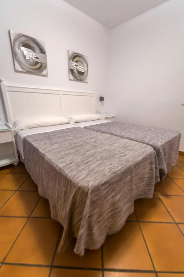 Hostal San Ramon Marbella Buitenkant foto