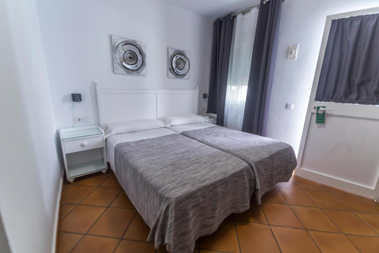 Hostal San Ramon Marbella Buitenkant foto