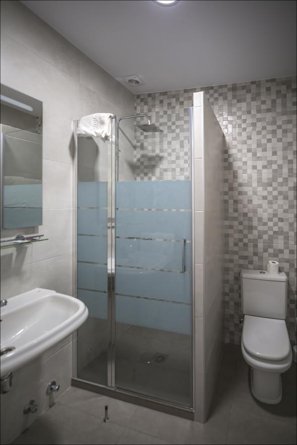 Hostal San Ramon Marbella Buitenkant foto