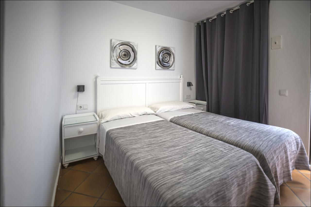 Hostal San Ramon Marbella Buitenkant foto