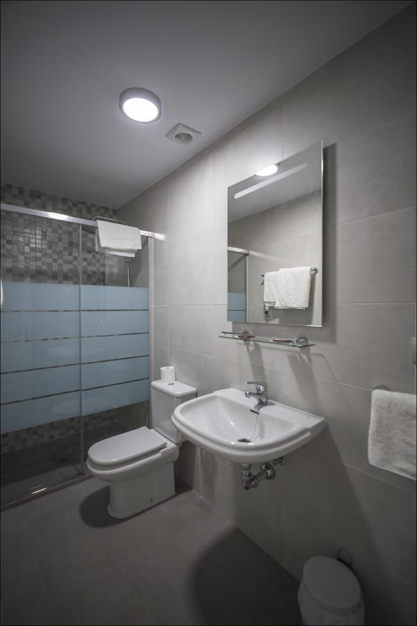 Hostal San Ramon Marbella Buitenkant foto